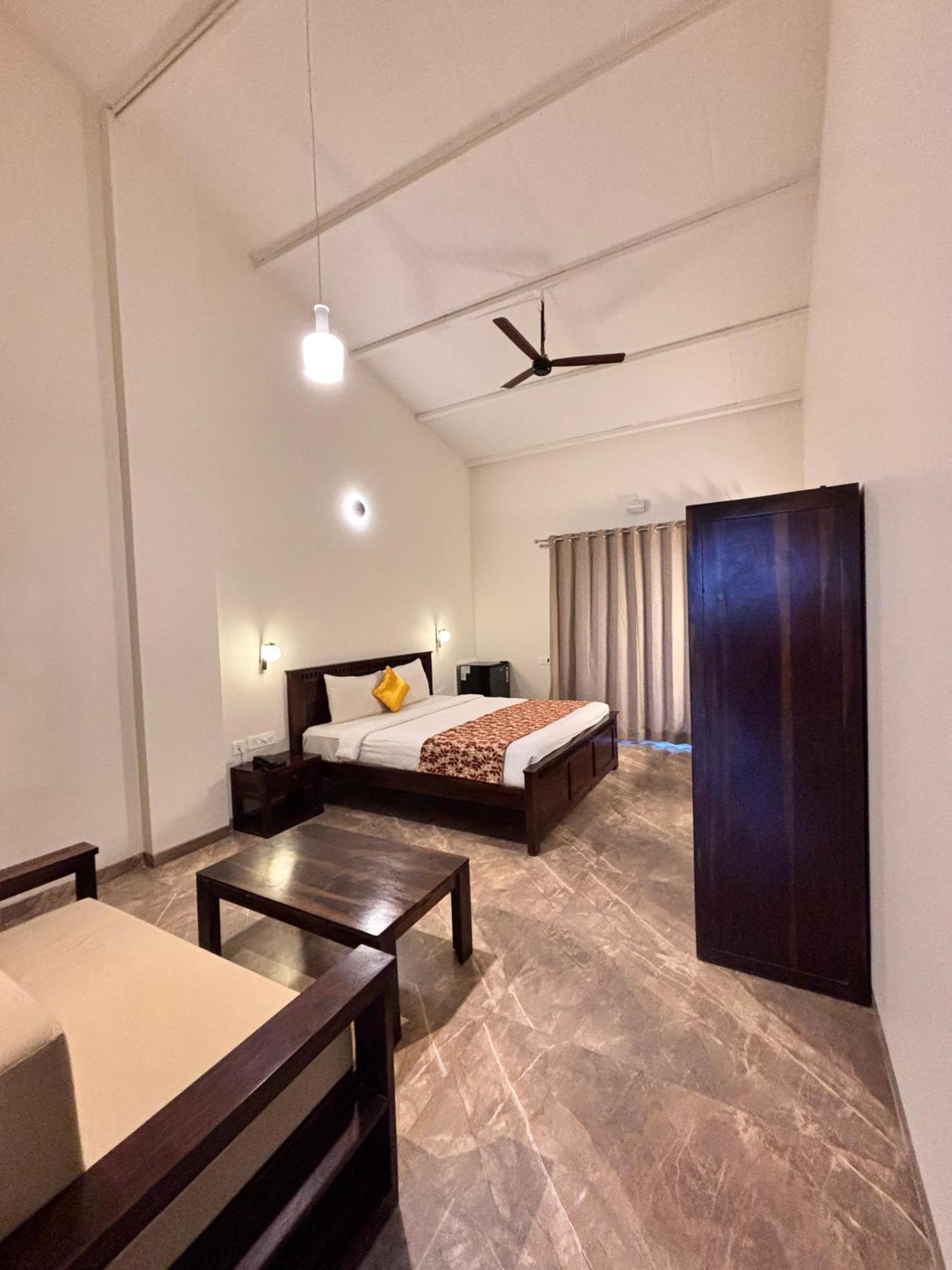 Soma Vineyard Resort -Nashik Exterior foto